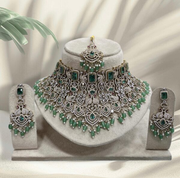 VICTORIAN CHOKER SET