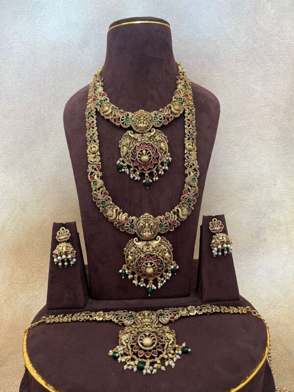 Temple semi bridal set