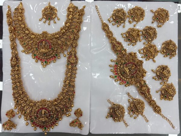 BRIDAL SETS