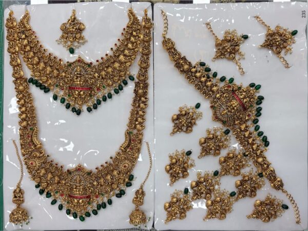 BRIDAL SETS