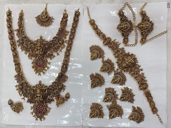 BRIDAL SETS