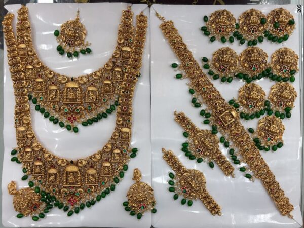 BRIDAL SETS