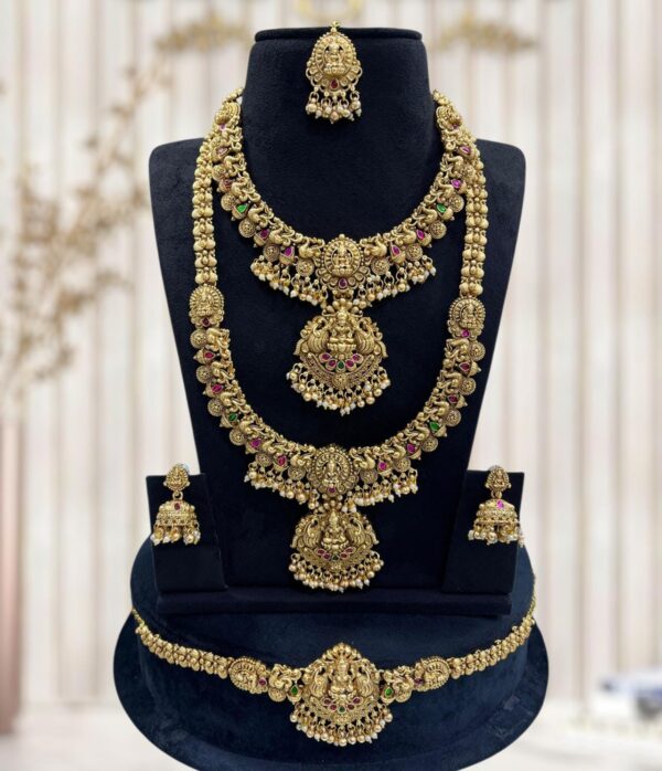 Discover exquisite South Indian temple antique bridal jewellery featuring handcrafted necklace, majestic haram, elegant earrings, traditional tikka, and ornate hip chain.