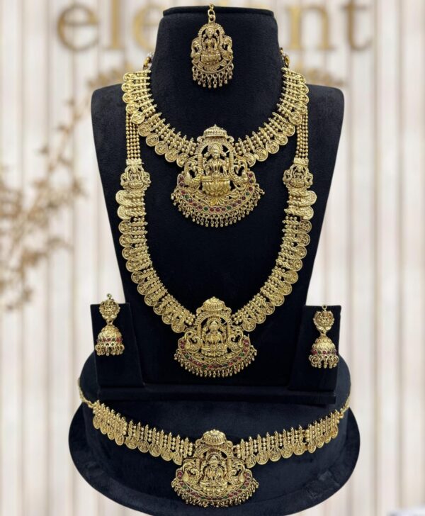 Discover exquisite South Indian temple antique bridal jewellery featuring handcrafted necklace, majestic haram, elegant earrings, traditional tikka, and ornate hip chain.