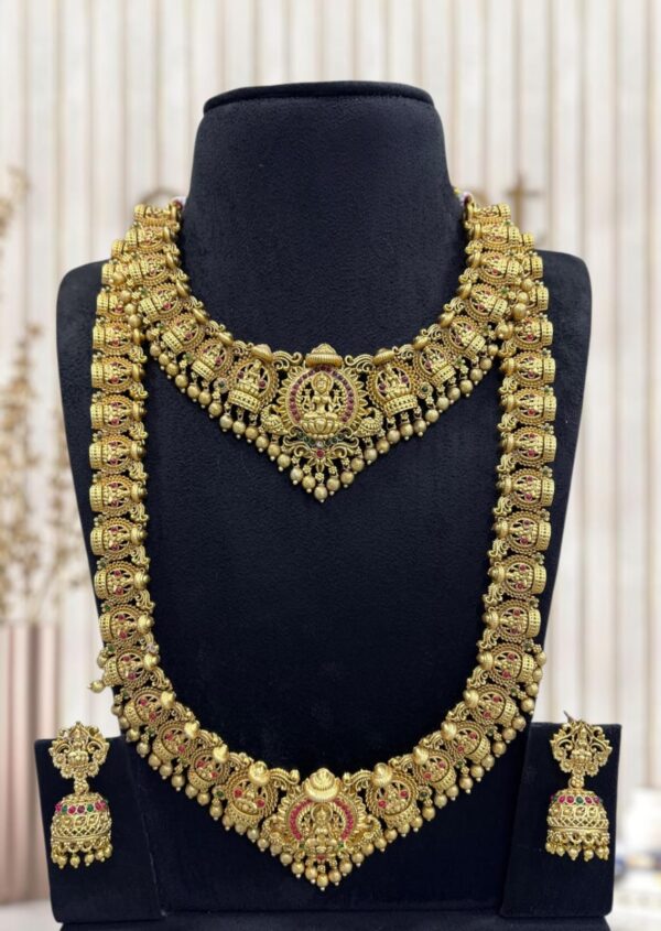 ANTIQUE TEMPLE JEWELLERY SET