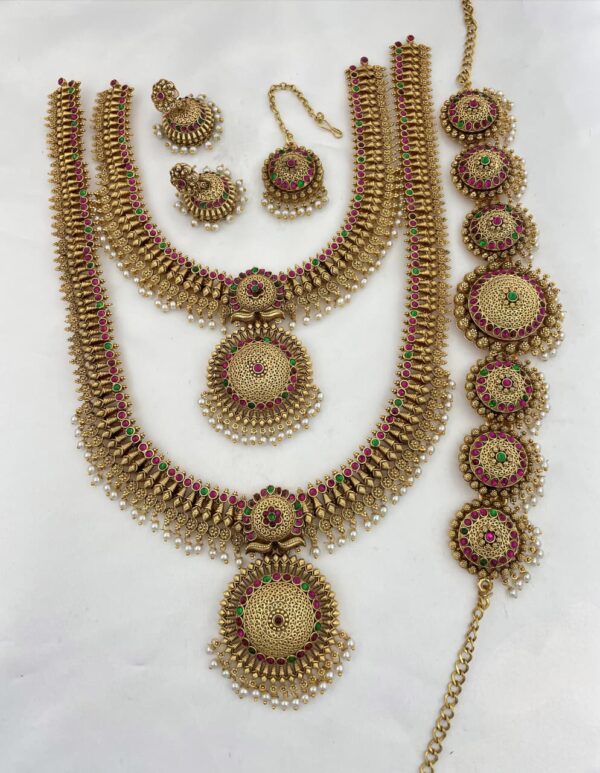 ANTIQUE NO IDOL JEWELLERY SET