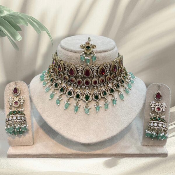 VICTORIAN CHOKER SET