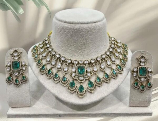 VICTORIAN CHOKER SE